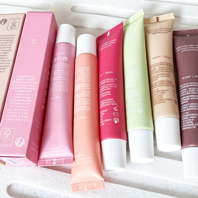 Hot Lip Balm Strawberry Soft S - огляд і ціна Skincare Laneige